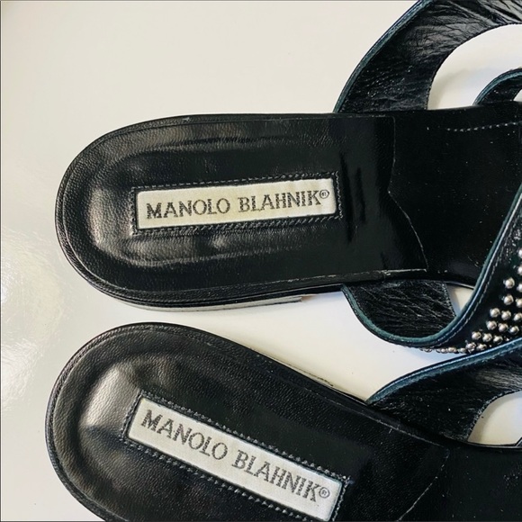 SOLD  Manolo Blahnik Susa Black Sandals Flats 38 - Picture 2 of 9
